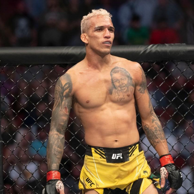 Charles Oliveira
