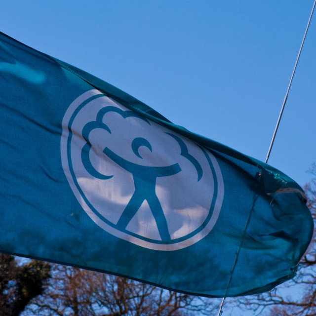 Zastava s logom engleske Agencije za zaštitu okoliša
