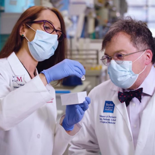 Maria Elena Bottazzi i Peter Hotez
