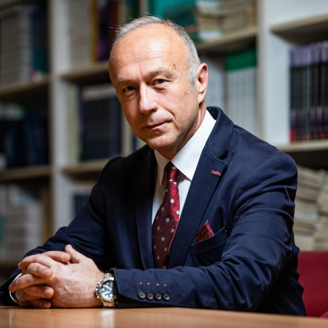 Prof. dr. sc. Zlatko Trobonjača, dr. med.
