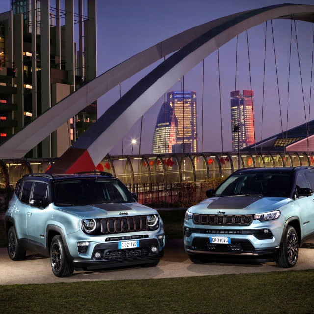 2022. Jeep Renegade i Compass E-Hybrid
