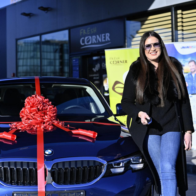 Dodjela automobila BMW dobitnici INA nagradne igre
