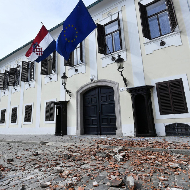 Posljedice potresa na Banskim dvorima
