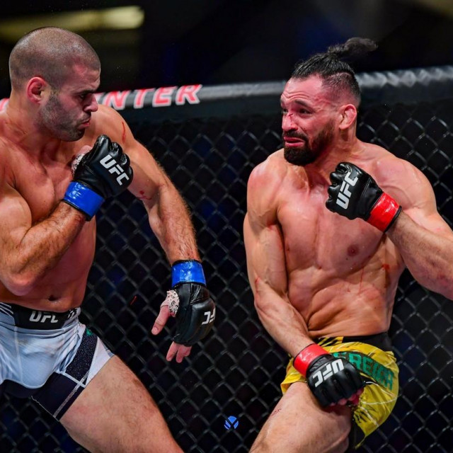 Andre Fialho vs. Michel Pereira
