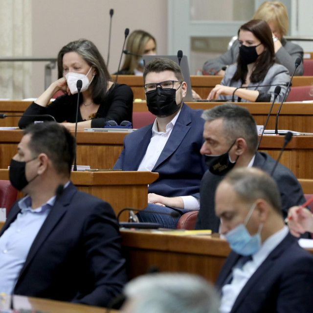 Većina saborskih klubova u objedinjenoj raspravi u prvom čitanju je podržala prijedloge izmjena Zakona o sudskom registru i Zakona o trgovačkim društvima
