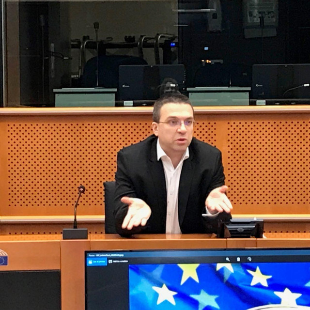 Tomislav Sokol na seminaru za novinare u Bruxellesu