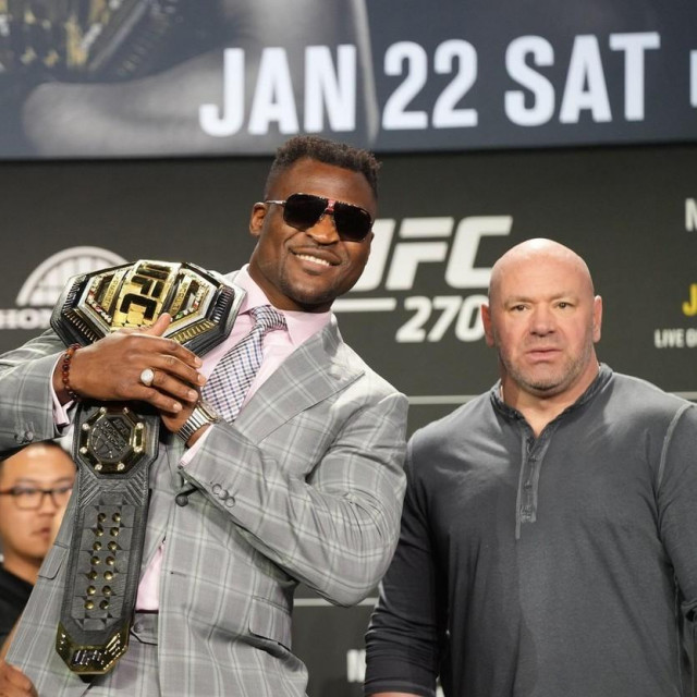 Francis Ngannou i Dana White
