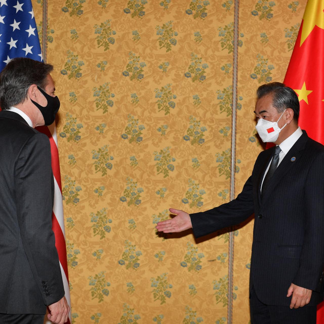 Antony Blinken i Wang Yi
