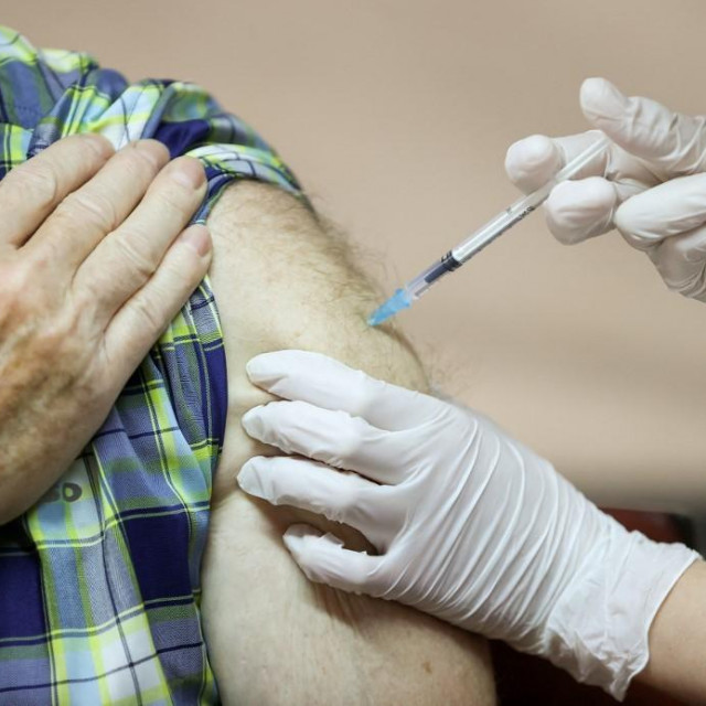 Cijepljenje Pfizerom
