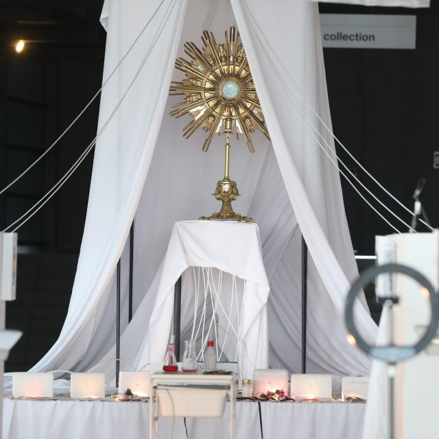 Izlozba Leo Katunaric Kadele, Izbrisano Cancelled.
