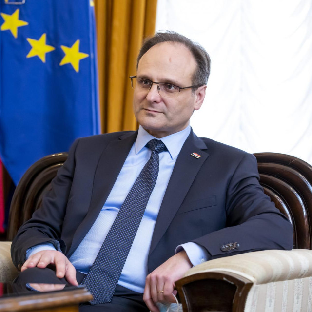 Zvonimir Frka-Petešić
