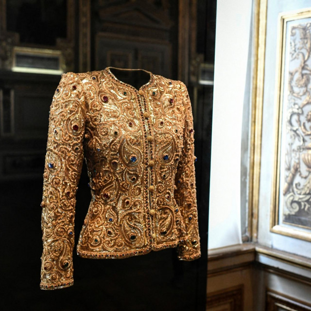 Yves Saint Laurent u Louvreu
