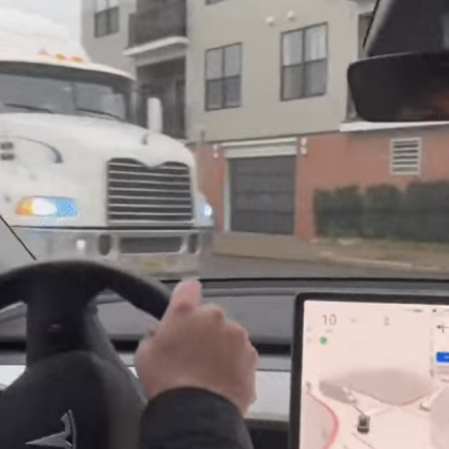 Teslin sustav 'potpune samovožnje'
