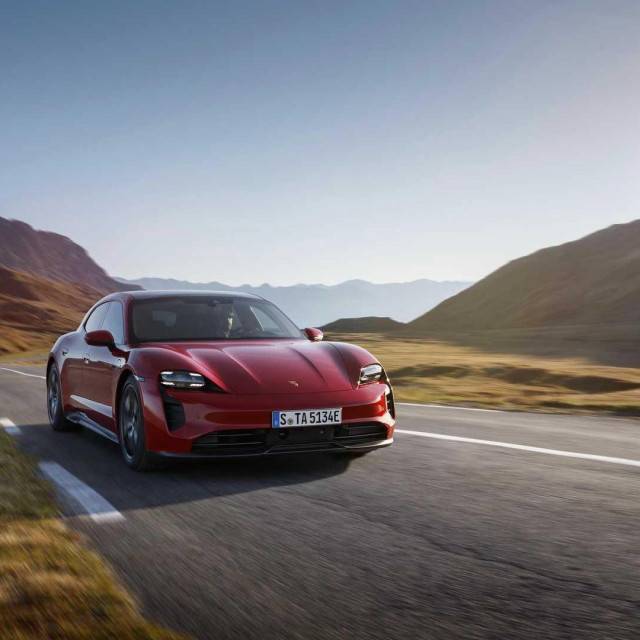 2022. Porsche Taycan GTS Sedan
