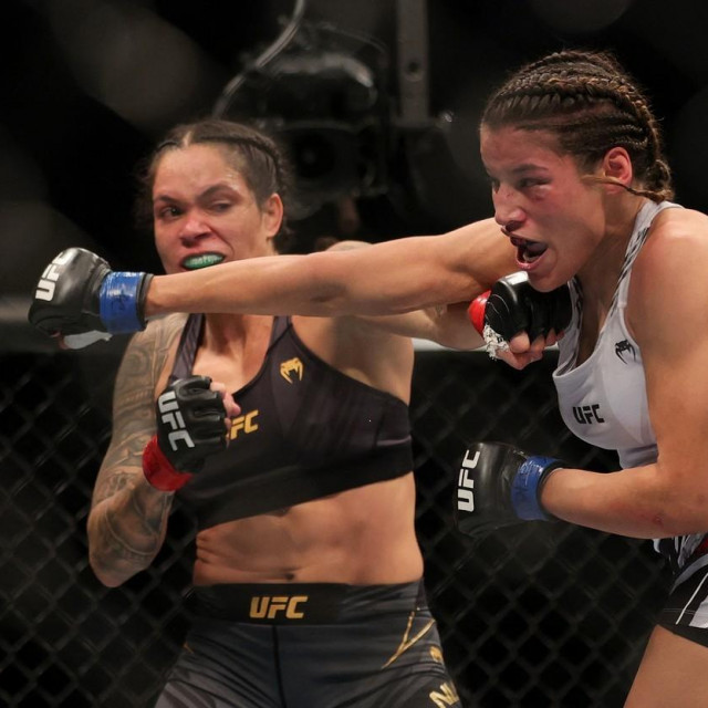 Amanda Nunes i Julianna Pena
