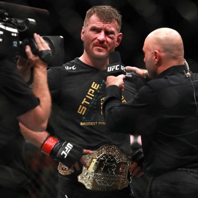 Stipe Miočić i Joe Rogan

