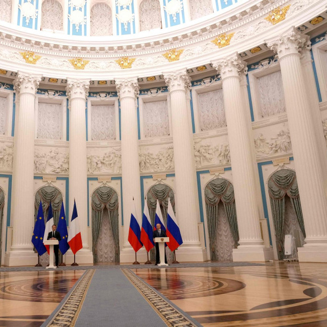 Emmanuel Macron i Vladimir Putin 
