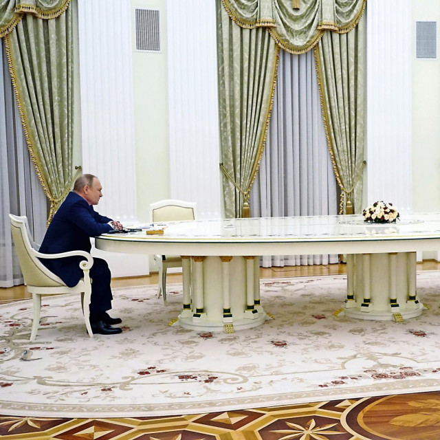 Vladimir Putin i Emmanuel Macron
