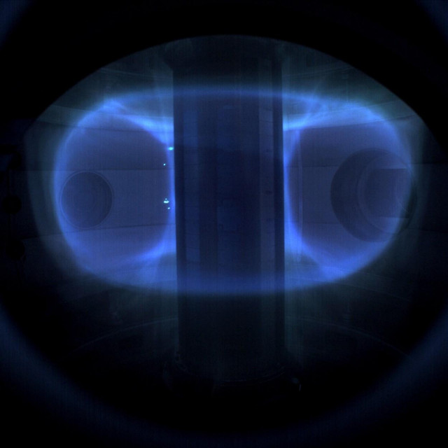 Unutrašnojst ST40 Tokamak reaktora
