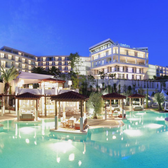 Hotel Amfora

