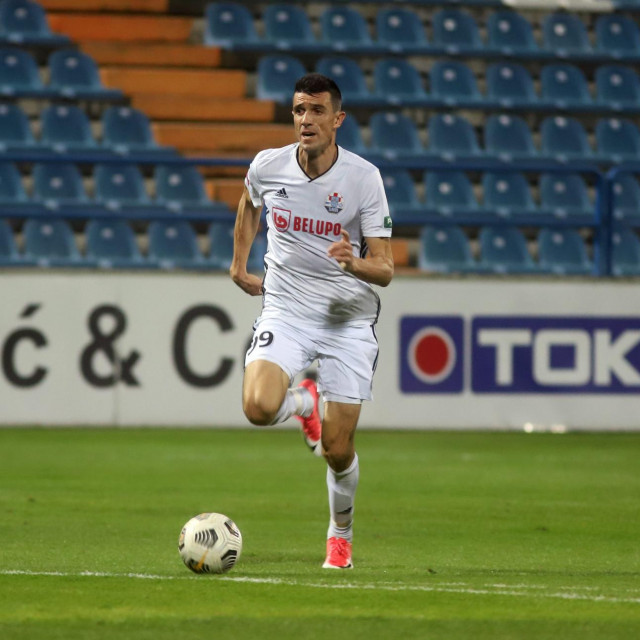 Ivan Krstanović (lijevo)
