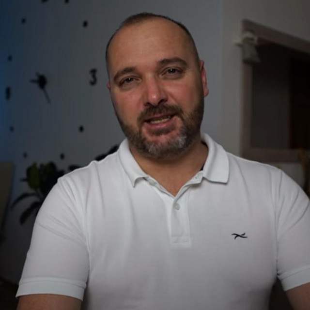 Damir Lenart
