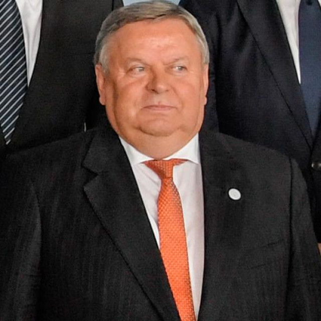 Viktor Tatarincev
