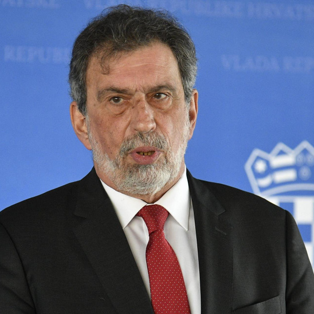 Ministar Radovan Fuchs
