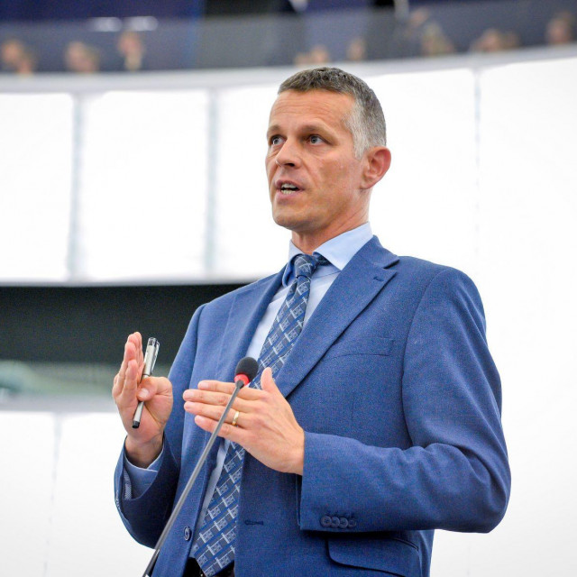 Valter Flego: Moramo ubrzano provoditi digitalnu i zelenu tranziciju
