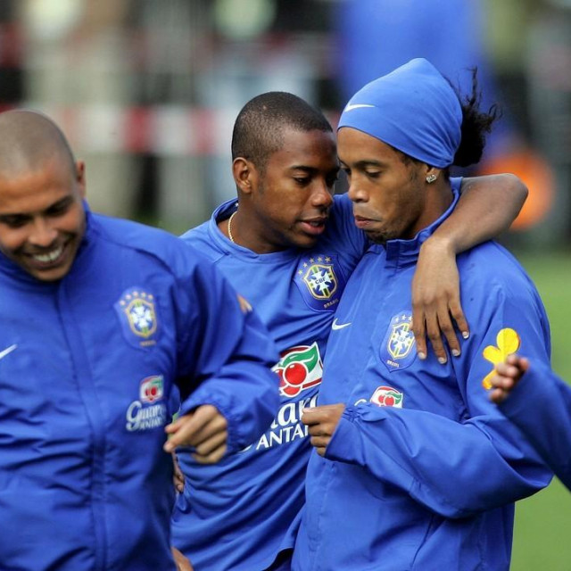 Brazilci Ronaldinho Gaucho, Robinho, Ronaldo Nazario, Roberto Carlos i Kaka
