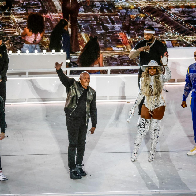 Mandatory Credit: Photo by Charles Baus/CSM/Shutterstock (12803707aa) Dr. Dre, Kendrick Lamar, Eminem, Snoop Dogg and Mary J. Blige perform at the halftime show during the NFL Super Bowl 56 LVI football game between the Los Angeles Rams and the Cincinnati Bengals at SoFi Stadium in Los Angeles, CA on Charles Baus/CSM NFL Superbowl LVI, Los Angeles, USA - 13 Feb 2022
