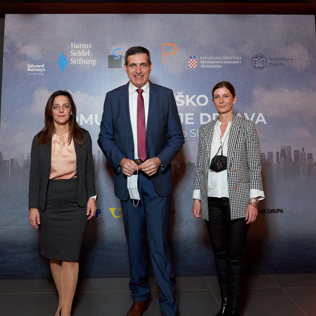 Aleksandra Markić Boban, Božo Skoko i Ivana Dimoti.