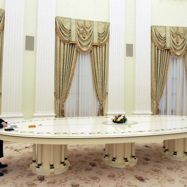 Vladimir Putin i Olaf Scholz
