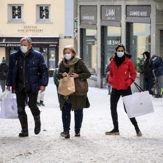 Pandemija koronavirusa u Švicarskoj
