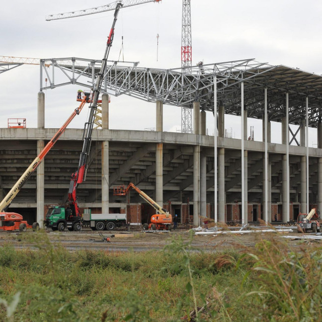 Osijek na Pampasu gradi stadion i nogometni kamp
