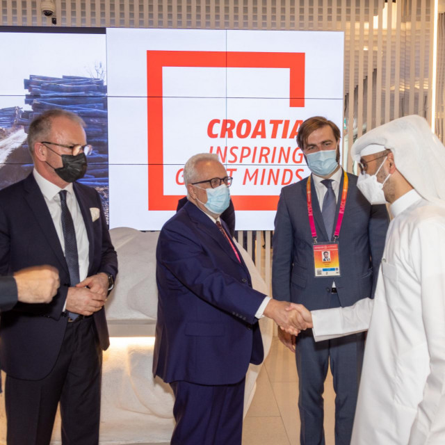 Shaikh Mubarak Ali Abdulla Hamad Alkhalifa, Tomislav Ćorić, Tomislav Bošnjak i Ivić Pašalić
