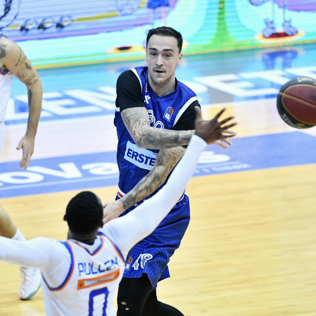 Markota (arhivska fotografija u dresu Cinone) je debitirao za Dinamo