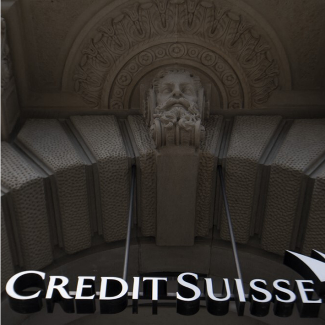 Nekadašnji predsjednika Filipina Ferdinando Marcos (lijevo), Credit Suisse,  švedski kompjutorski tehničar Stefan Sederholm (desno)
