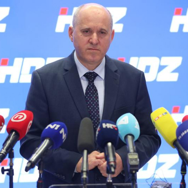 Branko Bačić; Andrej Plenković
