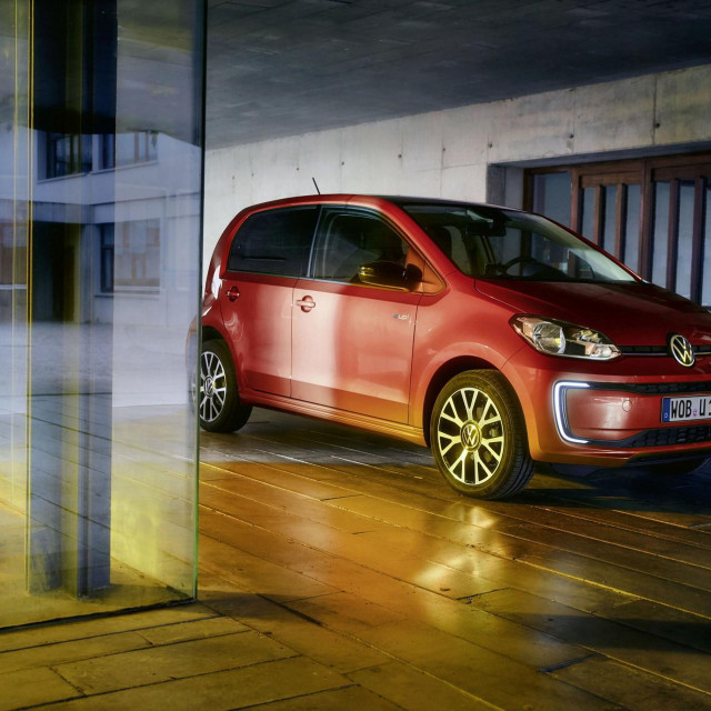 Volkswagen e-Up!
