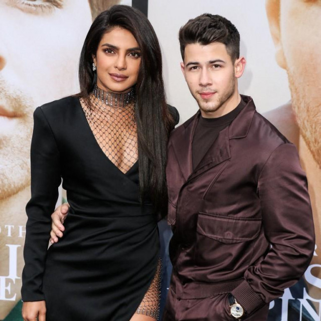  Priyanka Chopra Jonas i Nick Jonas 
