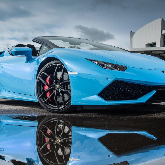 Lamborghini Huracan Spyder
