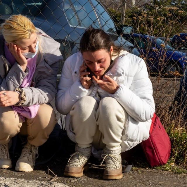 Ukrajinske državljanke na granici
