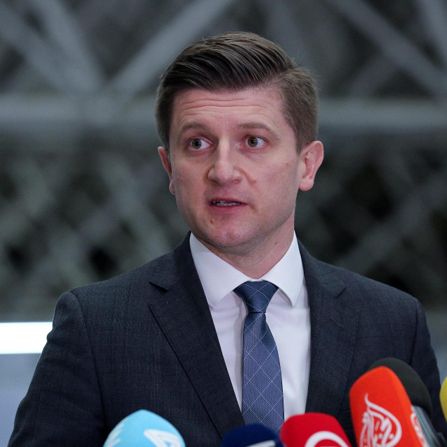 Zdravko Marić 
