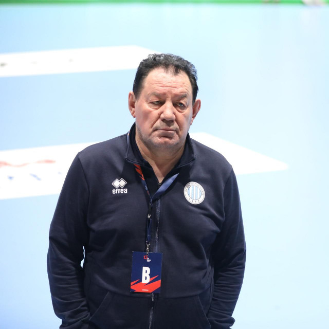 Nenad Šoštarić je morao zvati brojne zamjene zbog velikog broja ozlijeđenih
