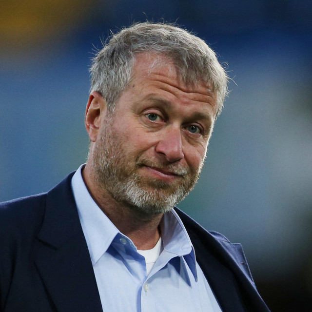 Roman Abramovič navodno mobilizira ljude u pokušaju da nađe mirno rješenje
