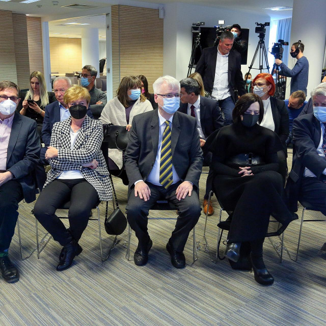 Gvozden Flego, Željka Antunović, Ivo Josipović, Mirela Holy, Zlatko Komadina
