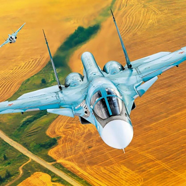 Ruski lovac-bombarder Suhoj Su-34
