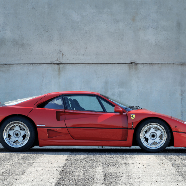 Ferrari F40
