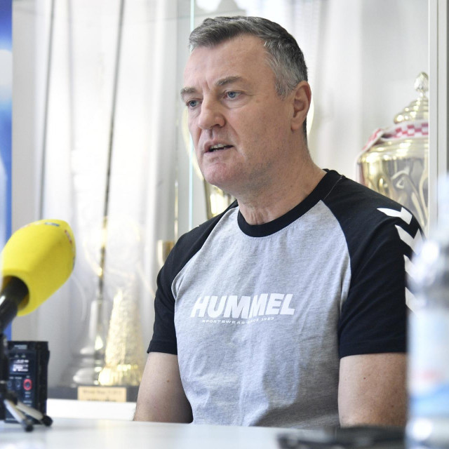 Trener PPD Zagreba Ivica Obrvan
